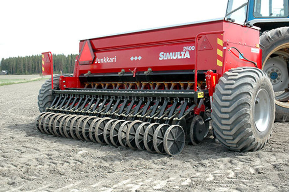 Junkkari Simulta 2500KH -kylvölannoitin