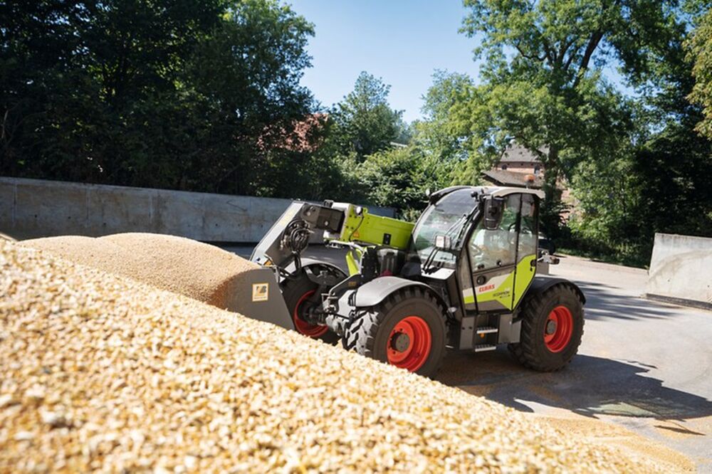 CLAAS SCORPION 742 VP kurottaja